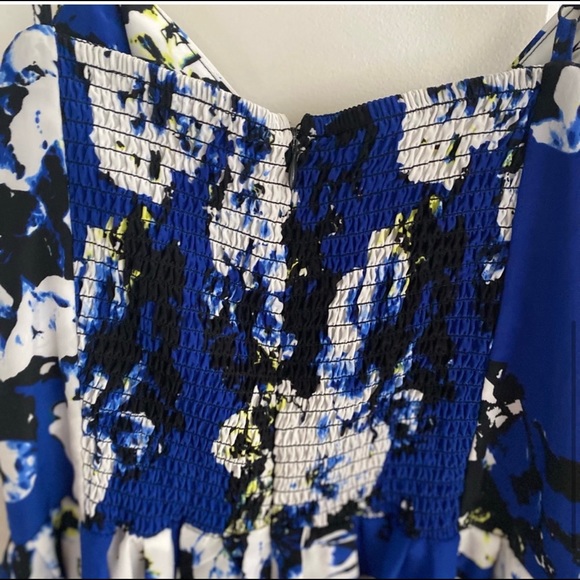 Never worn parker maxi dress with flowers on it. Beautiful dress! - Picture 3 of 4